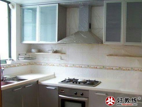 路74b路 91路141路855路825路836路216路等众多公交车四通高清图片