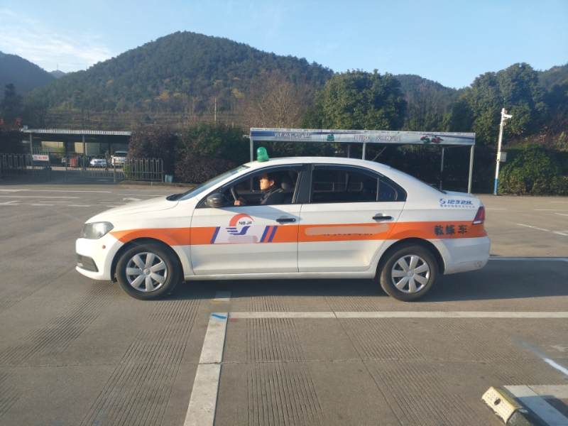 乐驰驾校环境