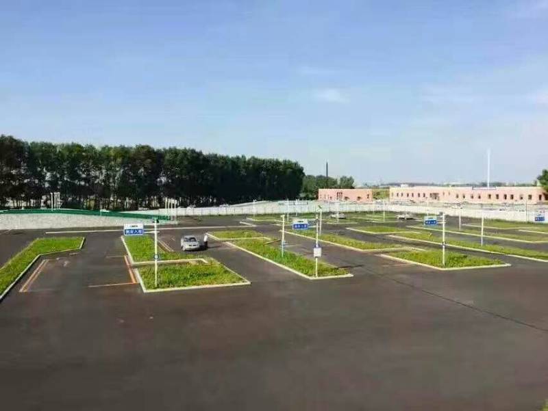 金达州驾校训练场