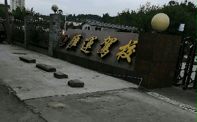 ɽR\{У