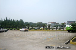 隆森驾校