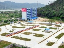 麣У