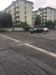 У