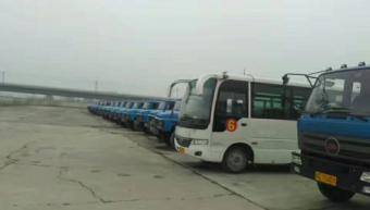 东方驾校教练车