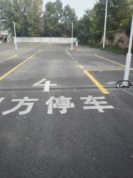 ȷУ