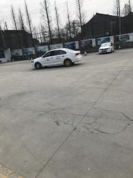еУ