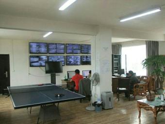 蓝天驾校