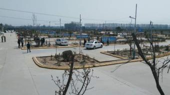 άУ