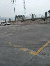 ζУ