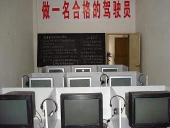 𰲼У