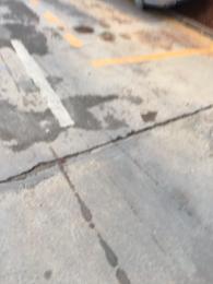 ˼У