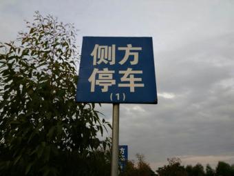 ˷У