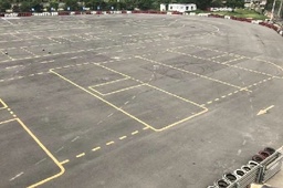 ˼У