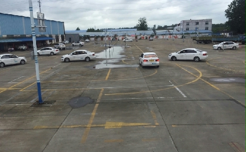 职大驾校