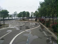金盾轮驾校训练场地