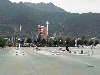 华惠驾校训练场地