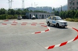 公交驾校