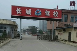 ǼУ