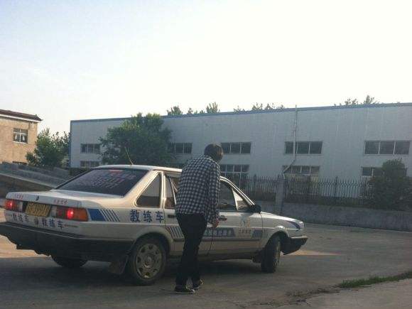 ǼУ