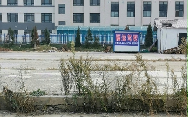 ˼У