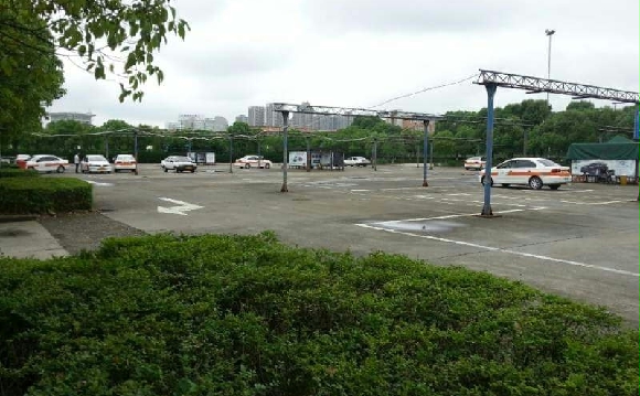 榆阳巴拉素镇学车训练场