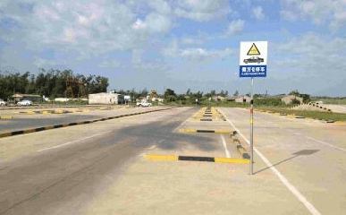 ʹ